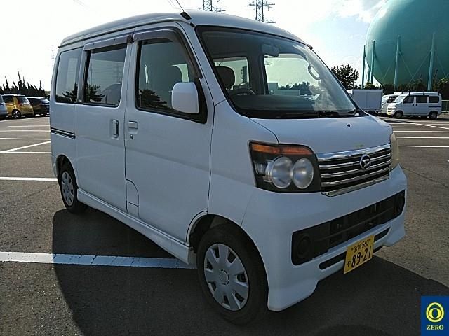 30 Daihatsu Atrai wagon S331Gｶｲ 2012 г. (ZERO Sendai)